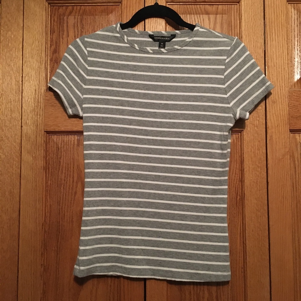 BANANA REPUBLIC Striped Grey Short Sleeve Top